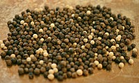 Black pepper powder